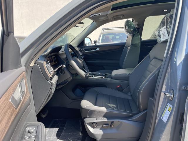 new 2025 Volkswagen Atlas car, priced at $48,107