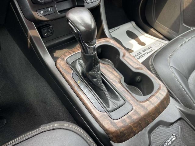 used 2022 GMC Canyon car, priced at $32,776