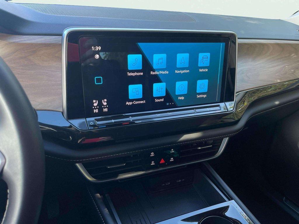 used 2025 Volkswagen Atlas car, priced at $34,568