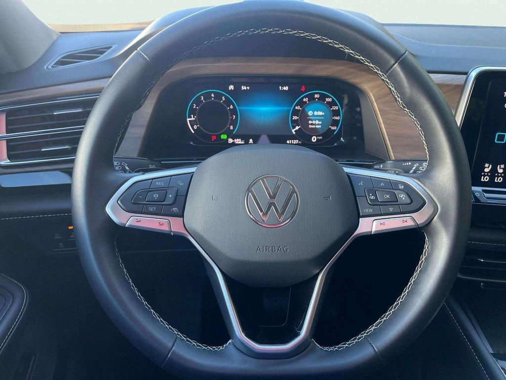 used 2025 Volkswagen Atlas car, priced at $34,568
