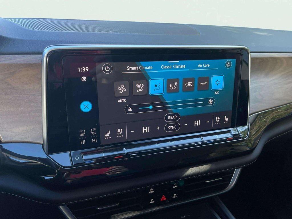 used 2025 Volkswagen Atlas car, priced at $34,568