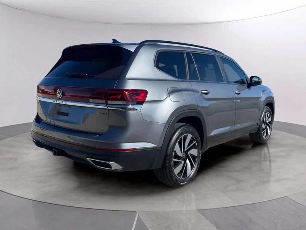 used 2025 Volkswagen Atlas car, priced at $34,568