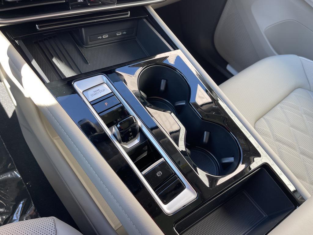 new 2026 Volkswagen Atlas car, priced at $54,618