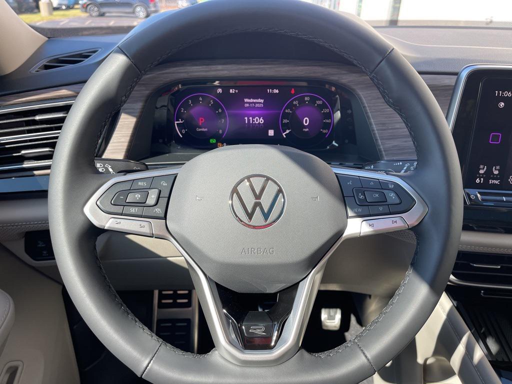 new 2026 Volkswagen Atlas car, priced at $54,618