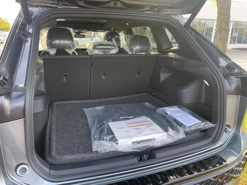 new 2025 Volkswagen Tiguan car, priced at $37,437