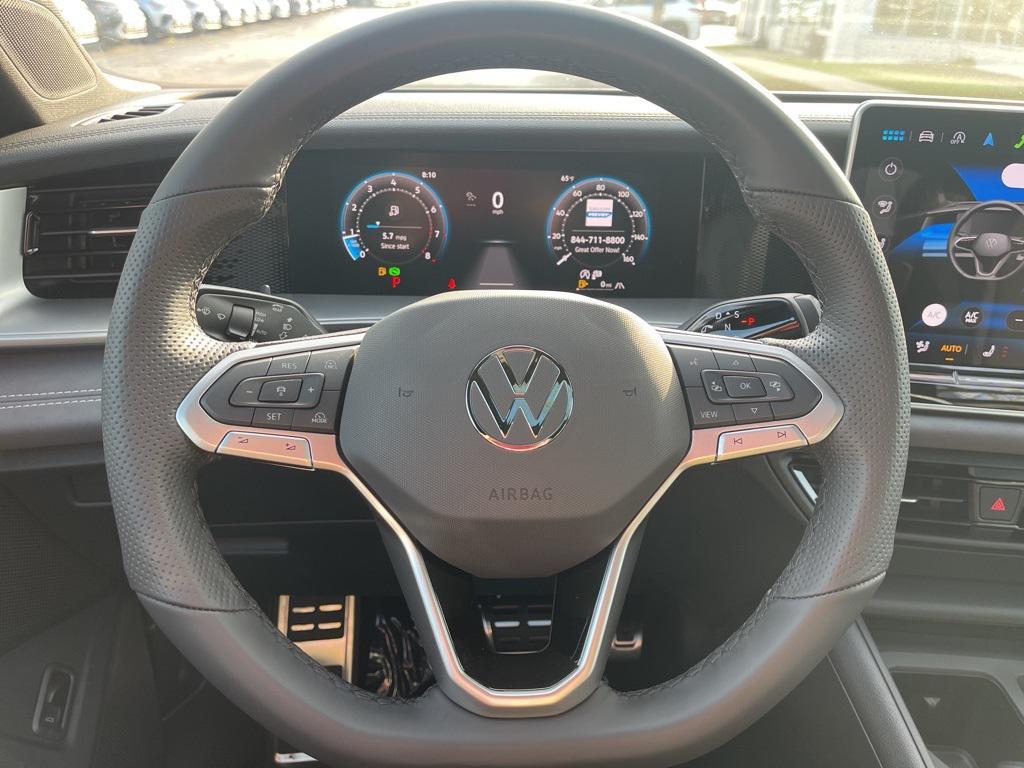 new 2025 Volkswagen Tiguan car, priced at $37,437