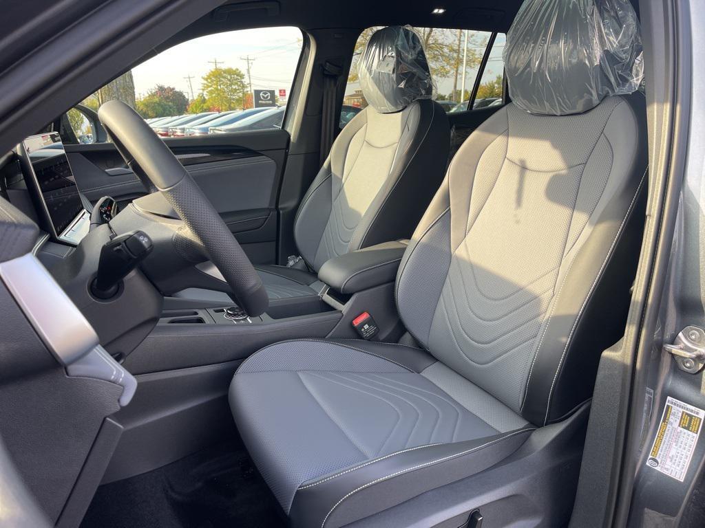 new 2025 Volkswagen Tiguan car, priced at $37,437