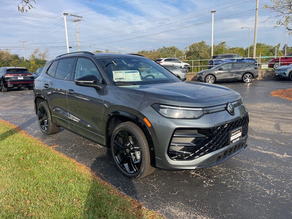 new 2025 Volkswagen Tiguan car, priced at $37,437