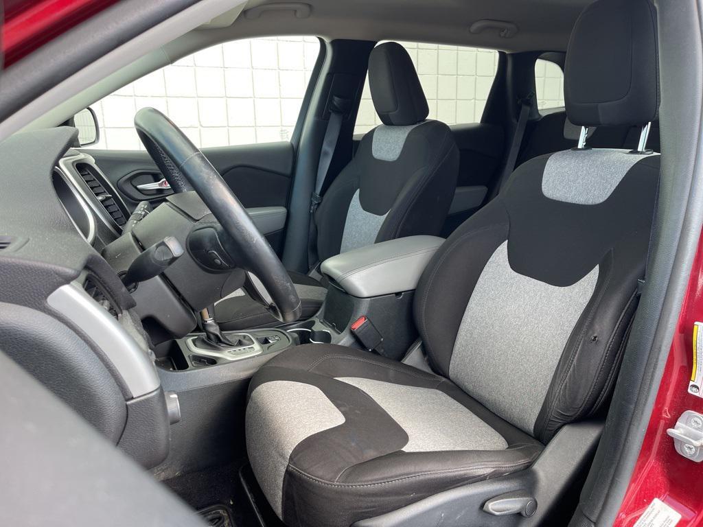 used 2014 Jeep Cherokee car, priced at $11,325