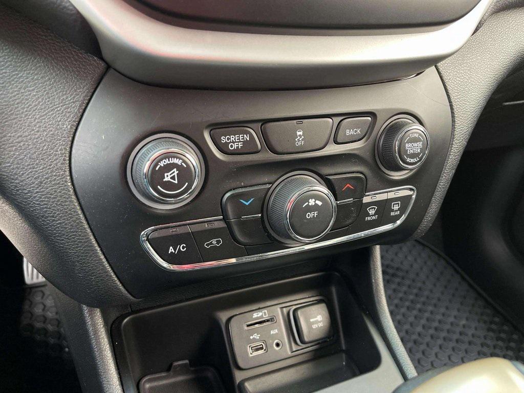 used 2014 Jeep Cherokee car, priced at $10,792