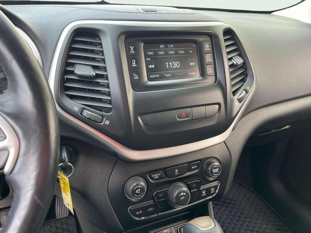 used 2014 Jeep Cherokee car, priced at $10,792