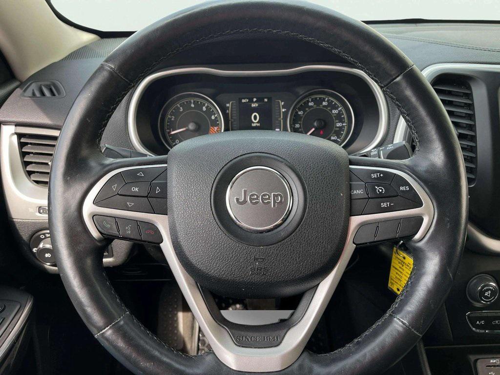used 2014 Jeep Cherokee car, priced at $10,792