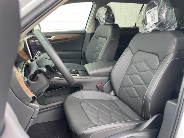 new 2025 Volkswagen Atlas car, priced at $43,616