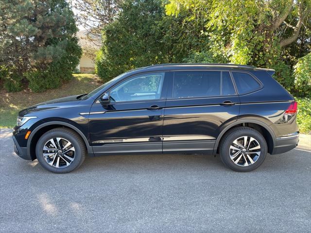 new 2024 Volkswagen Tiguan car, priced at $30,212