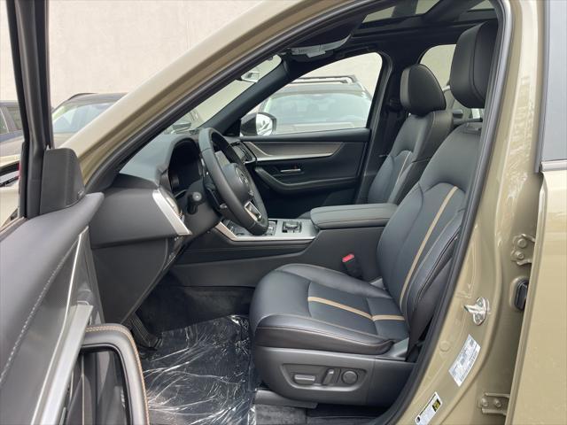 new 2025 Mazda CX-70 PHEV car, priced at $57,085