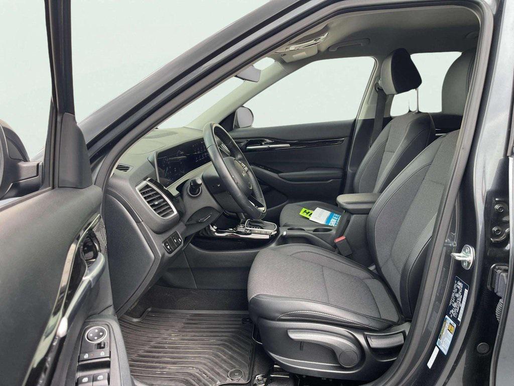used 2024 Kia Seltos car, priced at $23,828