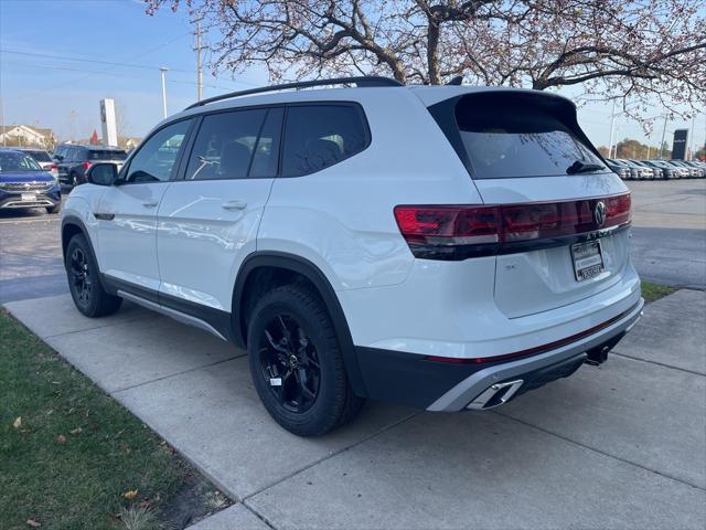 new 2024 Volkswagen Atlas car, priced at $42,680