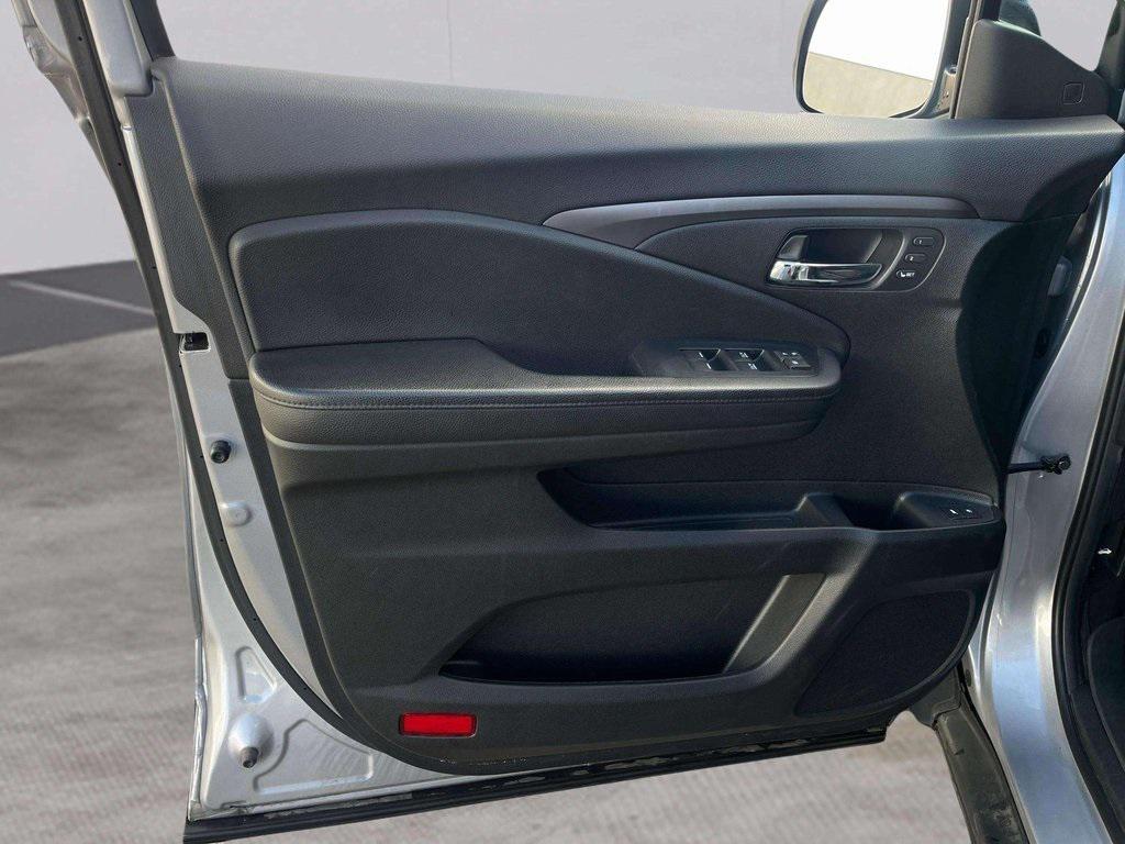 used 2021 Honda Passport car, priced at $25,652