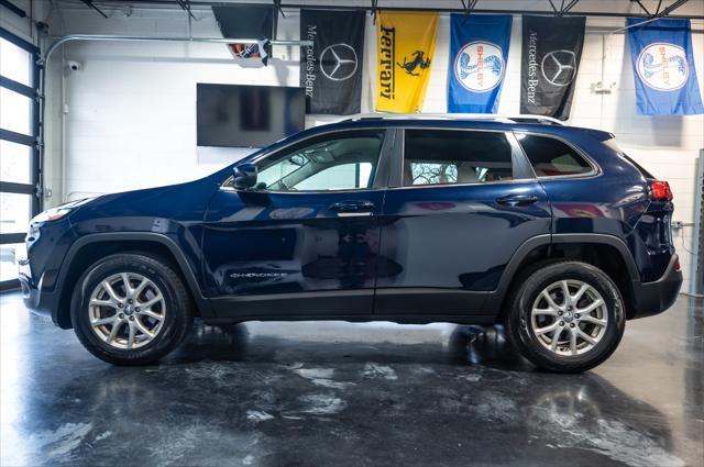 used 2015 Jeep Cherokee car, priced at $10,800