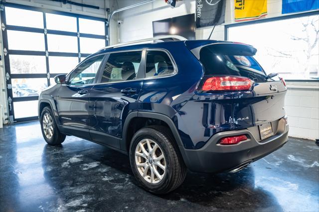 used 2015 Jeep Cherokee car, priced at $10,800
