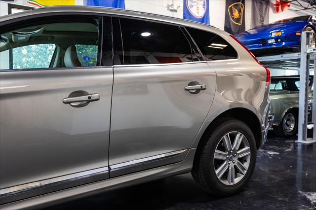 used 2016 Volvo XC60 car, priced at $11,800