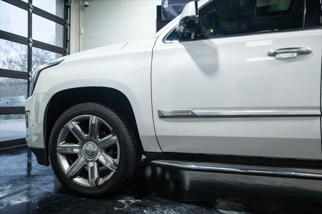 used 2017 Cadillac Escalade car, priced at $30,999