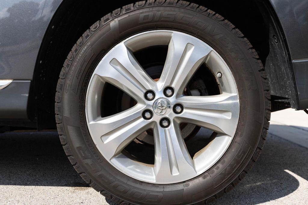 used 2013 Toyota Highlander car, priced at $10,800