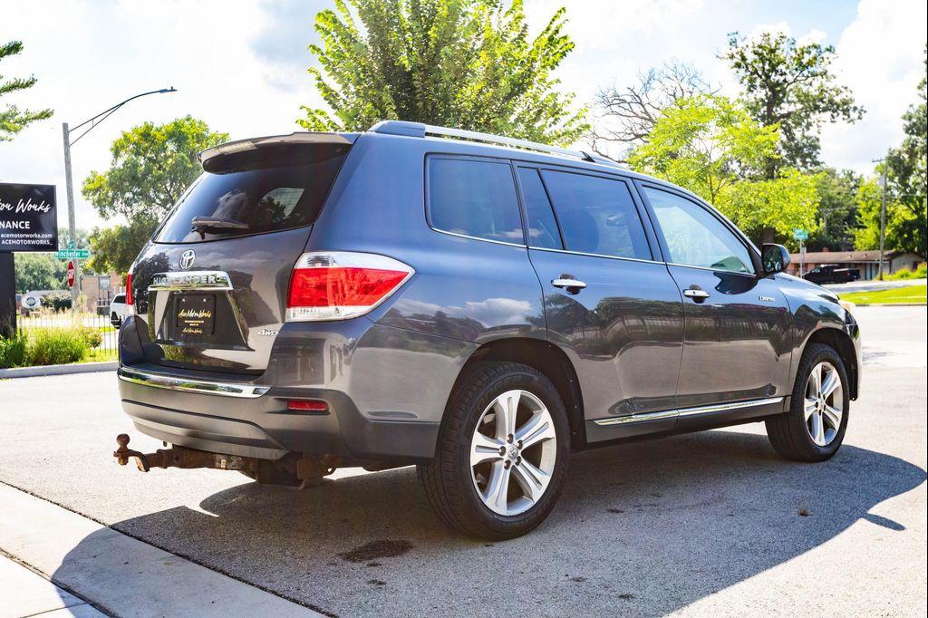 used 2013 Toyota Highlander car, priced at $10,800