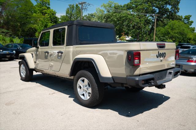 used 2020 Jeep Gladiator car, priced at $30,800