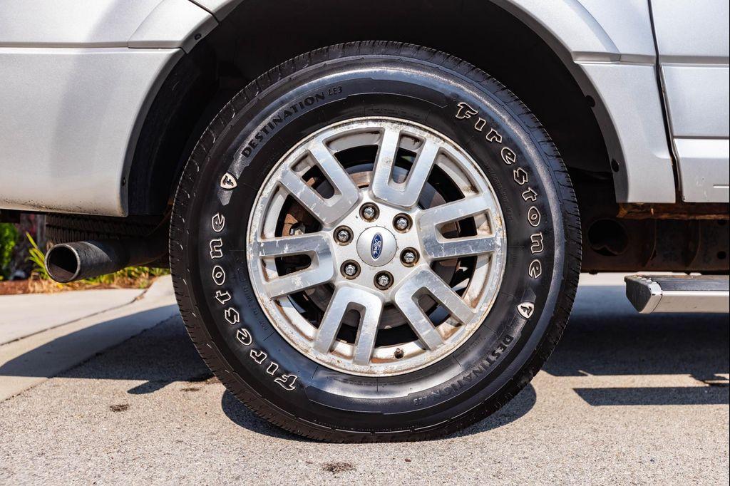 used 2014 Ford Expedition EL car, priced at $9,999