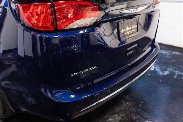 used 2017 Chrysler Pacifica car, priced at $14,800