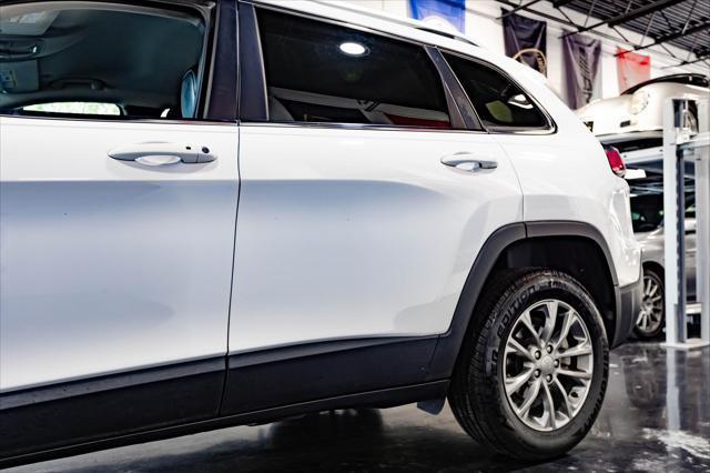 used 2019 Jeep Cherokee car, priced at $11,800