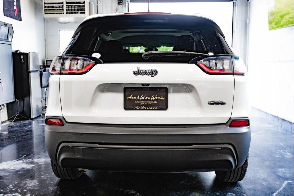 used 2019 Jeep Cherokee car, priced at $10,999