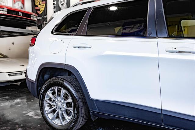 used 2019 Jeep Cherokee car, priced at $11,800