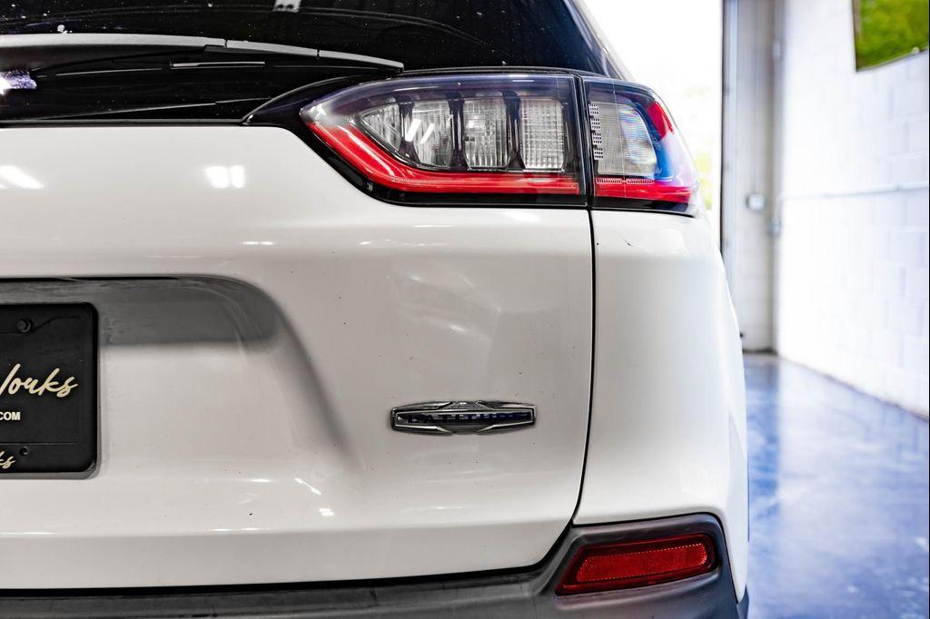 used 2019 Jeep Cherokee car, priced at $10,999