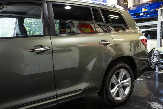 used 2008 Toyota Highlander car, priced at $8,800