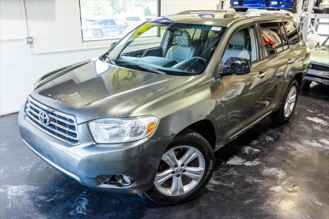 used 2008 Toyota Highlander car, priced at $8,800