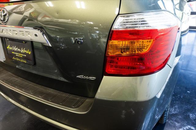 used 2008 Toyota Highlander car, priced at $8,800