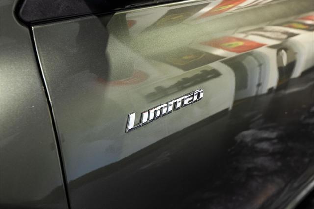 used 2008 Toyota Highlander car, priced at $8,800