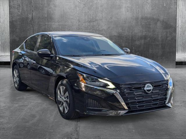 new 2025 Nissan Altima car, priced at $25,995