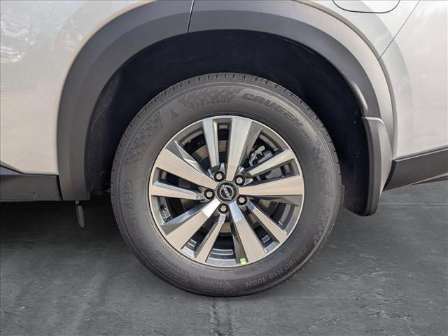 new 2025 Nissan Pathfinder car, priced at $42,121