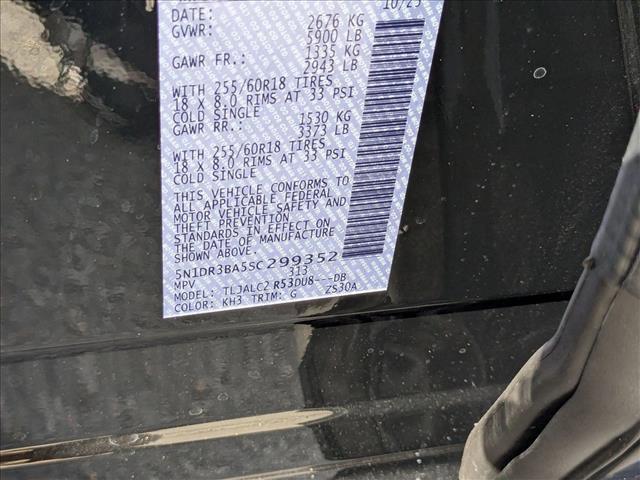 new 2025 Nissan Pathfinder car, priced at $34,678