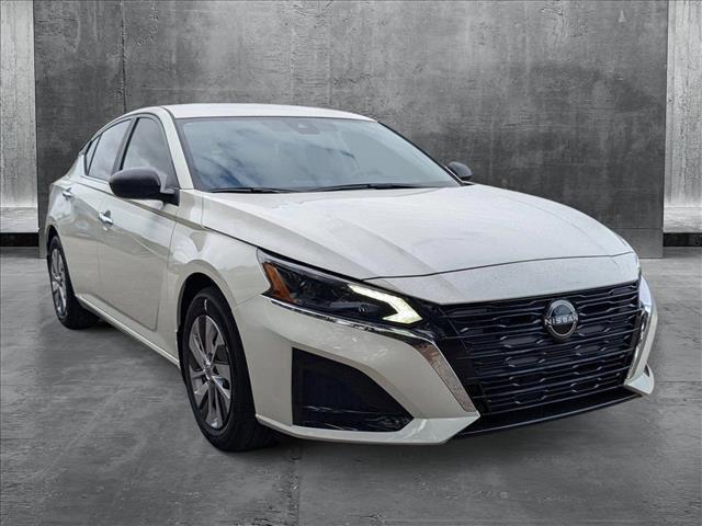 new 2025 Nissan Altima car, priced at $25,678