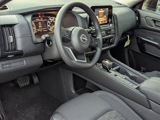 new 2025 Nissan Pathfinder car, priced at $31,363