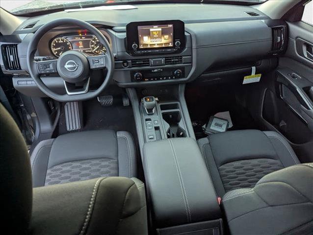 new 2025 Nissan Pathfinder car, priced at $31,363