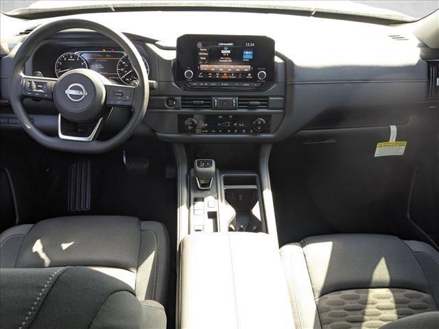 new 2025 Nissan Pathfinder car, priced at $31,477