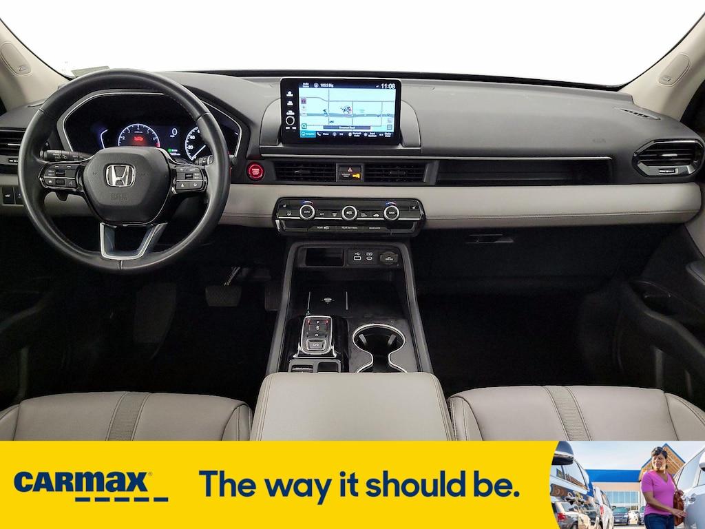 used 2024 Honda Pilot car, priced at $41,998