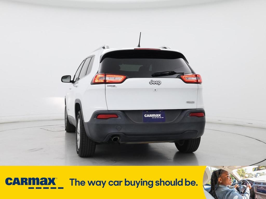 used 2015 Jeep Cherokee car, priced at $12,998
