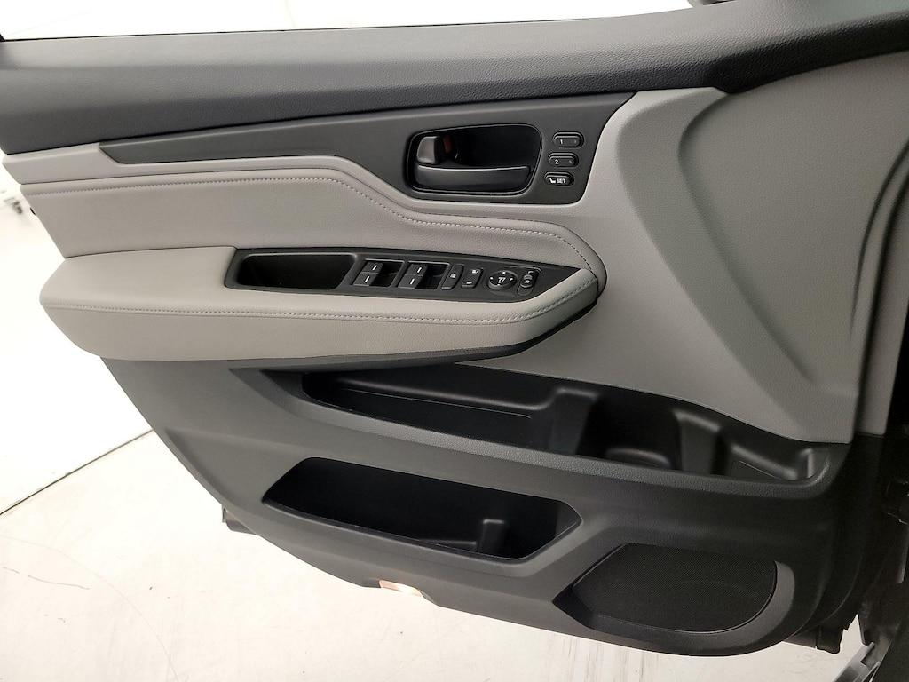 used 2018 Honda Odyssey car, priced at $31,998