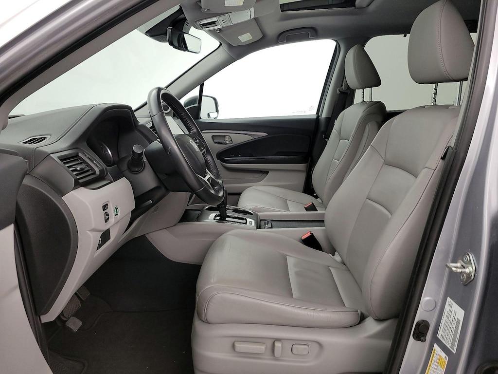 used 2020 Honda Pilot car, priced at $26,998
